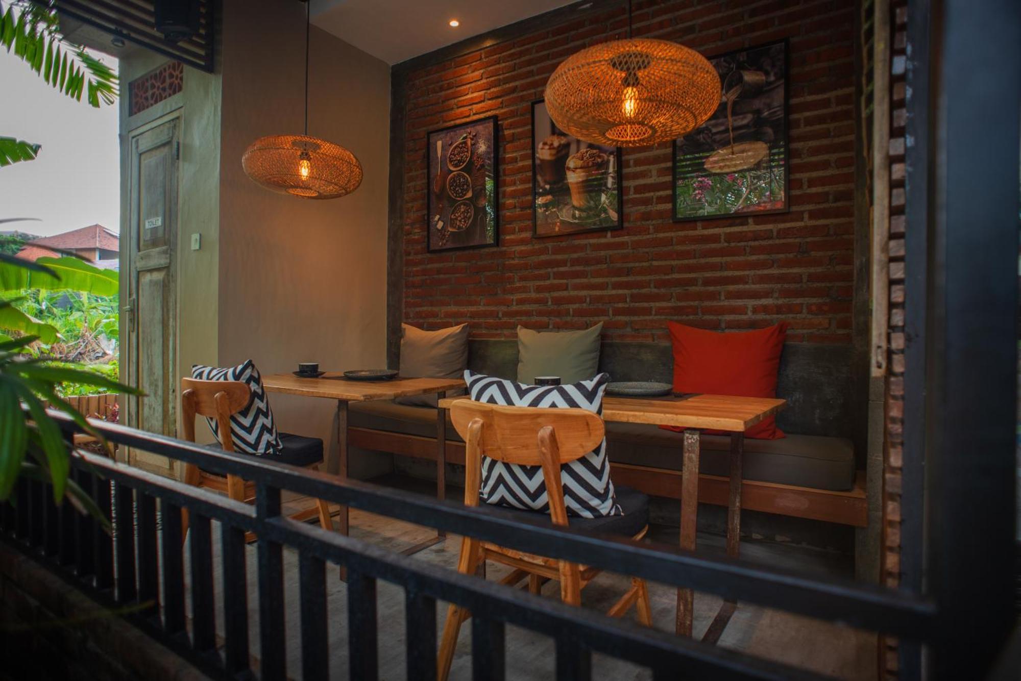 Pangkung Sari Bed And Breakfast ชังกู ภายนอก รูปภาพ